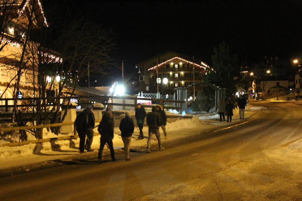 Appartamento Niki Campitello Campitello di Fassa Extérieur photo