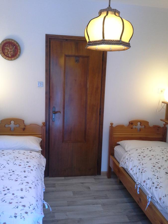 Appartamento Niki Campitello Campitello di Fassa Extérieur photo